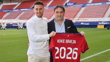 Barja junto al director deportivo, Braulio Vázquez