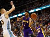 Un heroico DJ Augustin acaba con la fiesta de Russell (24+6)