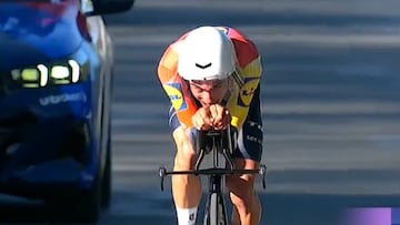 Ayuso sigue haciendo camino y es más líder tras la contrarreloj