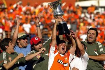 Fernando Cornejo | Volante de gran pegada y liderazgo. Campeón en 1992, y clave en los trofeos de 2003 (Apertura y Clausura), y Clausura 2004. Tuvo dos periodos en los naranjas. Entre 1992 y 1997, y 2000 y 2005.