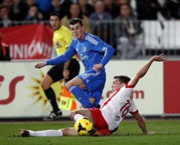 Bale ante Dubarbier.