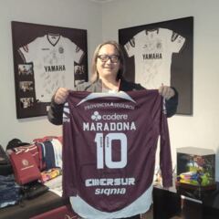 El fanatismo por el fútbol del hombre que cambió la TV chilena: “Mis ídolos por sobre Messi son...”