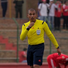 Independiente Medellín contrata al exárbitro Adrián Vélez