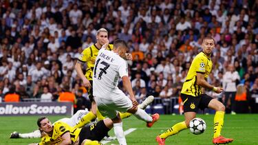 Gol de Lucas Vázquez al Borussia Dortmund para sellar la remontada blanca.