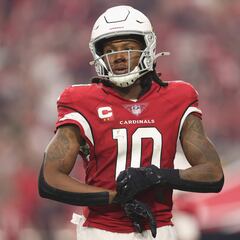 What do we know about DeAndre Hopkins’ visit with the Tennessee Titans?