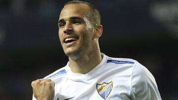 Sandro celebra un gol con el M&aacute;laga. 