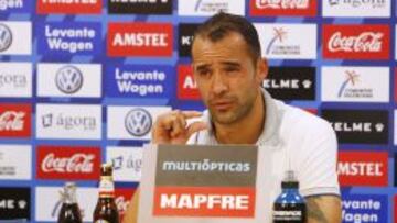 Rueda de prensa de Juanfran, jugador del Levante.