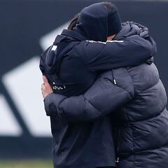 “El gusto de hacernos llorar”: la foto de Solari y Suazo que emocionó a los hinchas albos