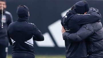 “El gusto de hacernos llorar”: la foto de Solari y Suazo que emocionó a los hinchas albos 