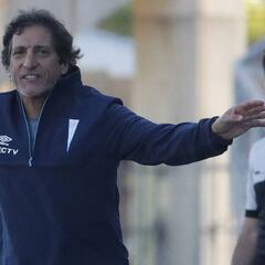 Costanzo: "Salas es un técnico que le ha dejado mucho a Católica"