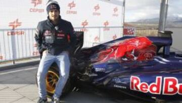 NUEVA ESPERANZA. Carlos Sainz debuta este año en la Fórmula 1 y se dispone a dar el primer paso para lograr su sueño.