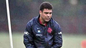 <b>EN GÁVEA. </b>Ronaldo se entrena estos días con el Flamengo.