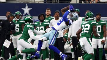 ARLINGTON, TEXAS - SEPTEMBER 17: CeeDee Lamb #88 of the Dallas Cowboys catches a pass during the first quarter against the New York Jets at AT&T Stadium on September 17, 2023 in Arlington, Texas.   Richard Rodriguez/Getty Images/AFP (Photo by Richard Rodriguez / GETTY IMAGES NORTH AMERICA / Getty Images via AFP)