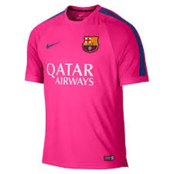 El Barcelona nunca ha jugado de rosa en el campo, pero sí ha utilizado este color como camiseta de entrenamiento. Fue un éxito en la tienda del club.