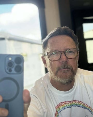 As luce actualmente Matthew Lillard a los 55 a?os.