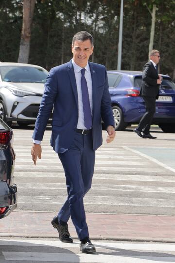 El presidente del Gobierno en funciones, Pedro Sánchez, a su llegada al tanatorio La Paz para despedir a María Teresa Campos.