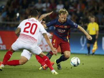 Ivan Rakitic con el balón. 