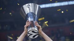 El trofeo de la Euroliga.
 