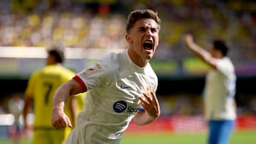 Minuto 12 y ya va el primero para el Barcelona. Lamine Yamal pone la pelota al segundo palo, conectando con la entrada y cabezazo de Gavi. El andaluz lo celebra con rabia.