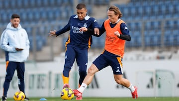 The Frenchman is now fit to play again after having a tooth removed.