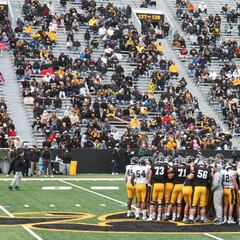 Is it too late to apply for college? What are options if I miss the deadline? What is rolling admission?