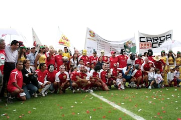 Al final de la década de los 90, Toros Neza tomó relevancia en el futbol mexicano por su estilo de juego y su irreverencia al presentarse al campo. El uso de máscaras era muy común y marcó tendencia.