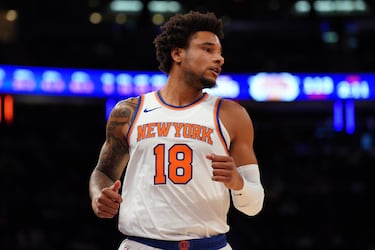 El reciente fichaje del Real Madrid para la presente temporada viene de Cleveland Cavaliers. Además, ha jugado un total de 198 partidos en la NBA durante cinco temporadas, militando para los ya mencionados Cavaliers, Philadelphia 76ers y Orlando Magic.