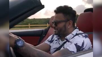 La estelar aparición de Alves en el videoclip de su hermano