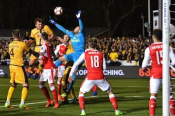 David Ospina clasificó a cuarta ronda de la FA Cup 