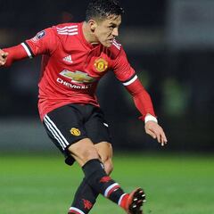 Alexis logró su asistencia 150 en el primer partido por el United