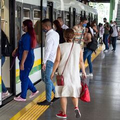 Horarios del Metro y buses en Semana Santa: ¿a qué hora abren en Jueves y Viernes Santo en Colombia?