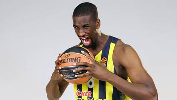 Udoh, en su etapa en el Fenerbahçe