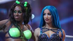 Naomi y Sasha Banks.