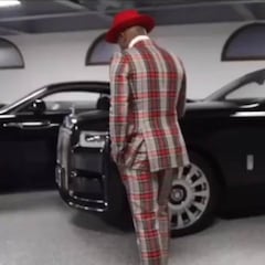 La increíble colección de coches negros de Floyd Mayweather