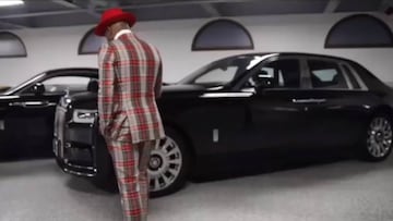 La increíble colección de coches negros de Floyd Mayweather