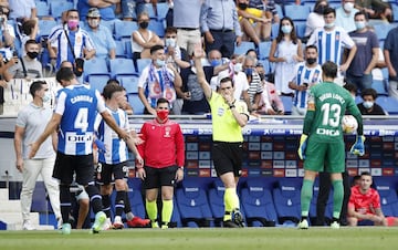 El franc¨¦s empuj¨® a la red un centro de Llorente pero el VAR avis¨® de que Luis Su¨¢rez estaba en posici¨®n de fuera de juego.