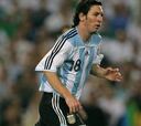 Messi: No sería "ninguna presión" que el seleccionador fuera Maradona