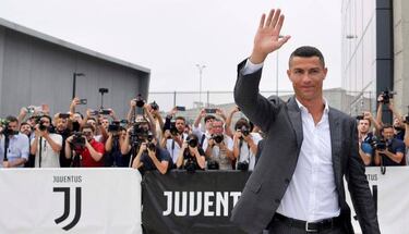 Cristiano: "There are only four people in the world who I trust"