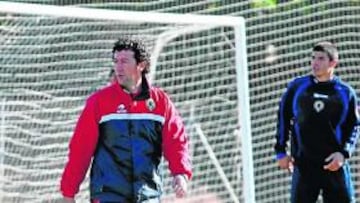 <b>HUMILDE. </b>Juan Carlos Mandiá no quiere cargar de presión a su plantilla.