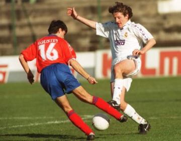 Formado en las categorías inferiores del Real Madrid, debutó en el Castilla en la temporada 1996/97 en Segunda División. Descendido el filial blanco a Segunda B y sin oportunidades en la primera plantilla, en 1998 decide rescindir unilateralmente su contr