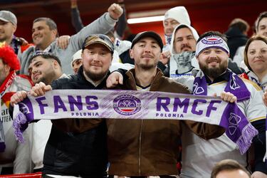 Aficionados del Real Madrid en Anfield.