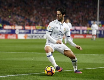 Isco is favourite to take up the vacant starting spot