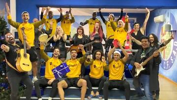 La plantilla del Getafe presenta su villancico de Navidad