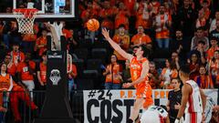 Recital taronja ante el Casademont Zaragoza