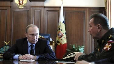Putin entrega ¡°armas pesadas¡± a Rosgvardia, seg¨²n la inteligencia brit¨¢nica