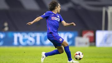 Cruz Azul anuncia renovaci&oacute;n del Shaggy Mart&iacute;nez