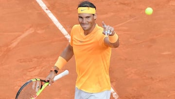 Rafael Nadal celebra su victoria ante Alexander Zverev en la final del Masters 1.000 de Roma disputada en el Foro It¨¢lico.