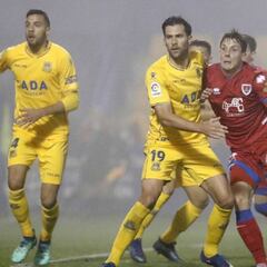 Reparto de puntos entre la niebla en Santo Domingo