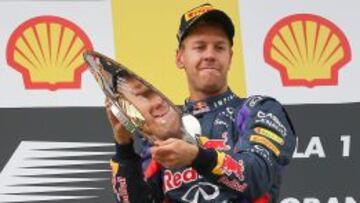 Vettel: "Ser el mejor piloto de la historia no es un objetivo real"