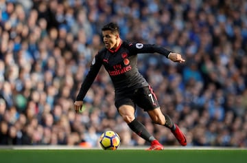 Así fue el ingrato partido de Alexis ante el Manchester City